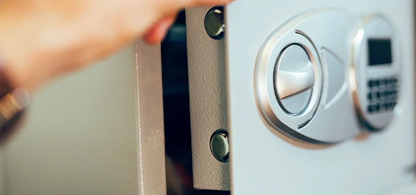 Fingerprint Safe Openers in Dana Point, CA